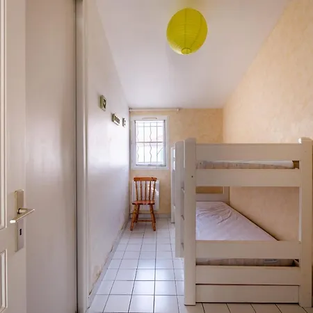 Charming Sunny House 200m From The Beach *
